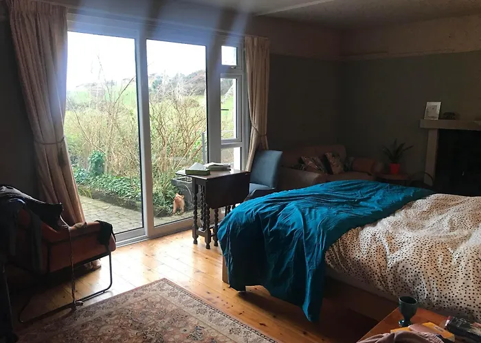 Pine Trees Retreat Skibbereen